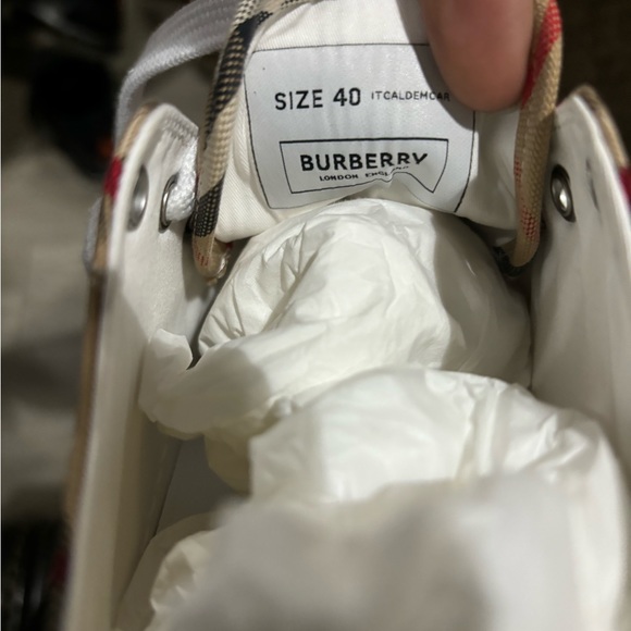 Brand New in the box never worn - Picture 5 of 7